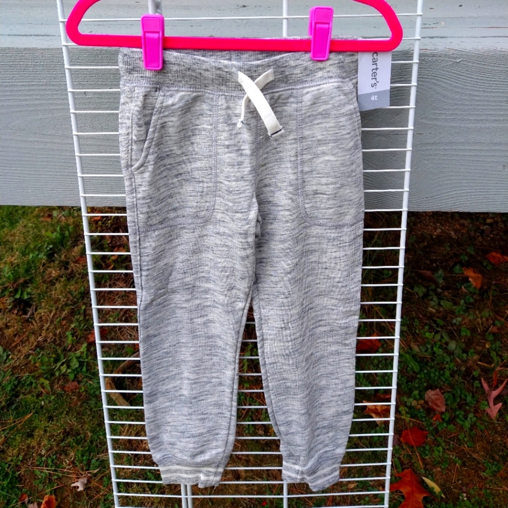 *NWT* Carter's Jogger Sweatpants Size 4T